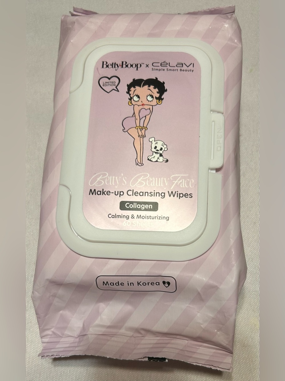 Betty Boop x Celavi Pink Collagen Make-up Cleansing Wipes